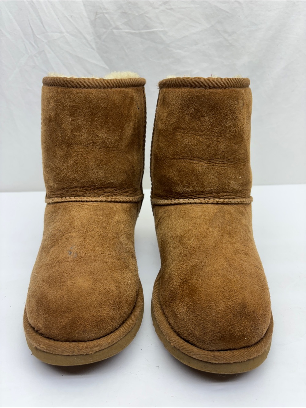 UGG classic short boots for little girl sz 2